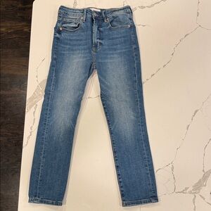 Dear John women's Denim Jeans
Stretchy
Ankle length
Size 26